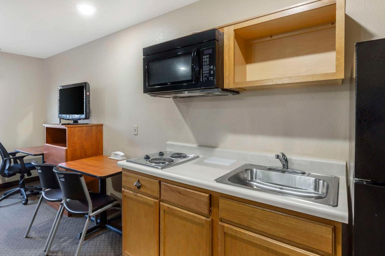 Woodspring Suites Raleigh Garner Edmondson Екстериор снимка