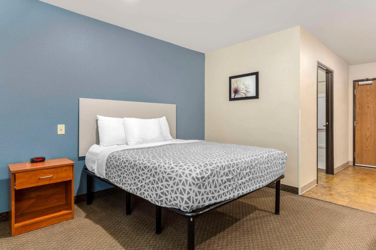 Woodspring Suites Raleigh Garner Edmondson Екстериор снимка